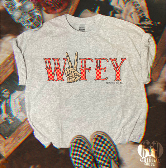 Wifey Skully Hand Tee