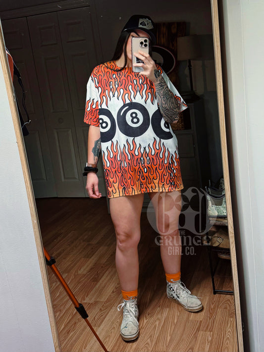 Flamin 8’s Tee